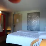 Ibis Centre - La Cité 3*