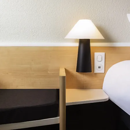 Hotel Ibis Centre - La Cité 3*