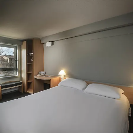 Ibis Centre - La Cite 3* 卡尔卡松