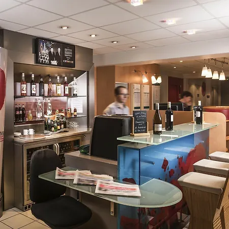 Ibis Centre - La Cité 3*