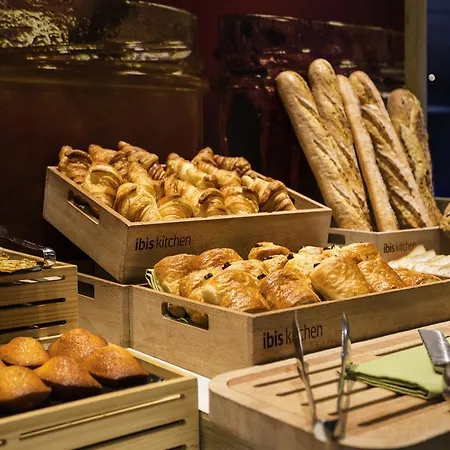 Ibis Centre - La Cite 3* Каркассон