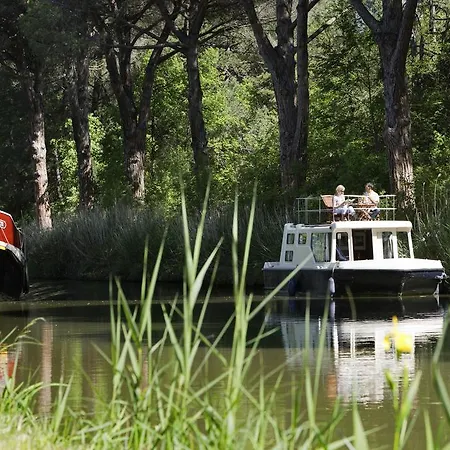 Ibis Centre - La Cite Отель