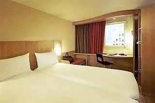 Hotel Ibis Centre - La Cité 3*