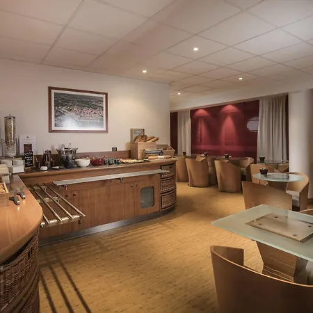 Ibis Centre - La Cité 3*